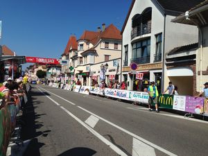 Cernay - 01 08 14 16h devant le podium
